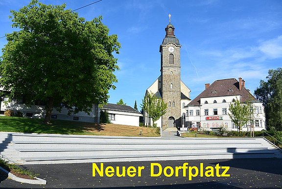 Dorfplatz_-_Kopie__3_.JPG